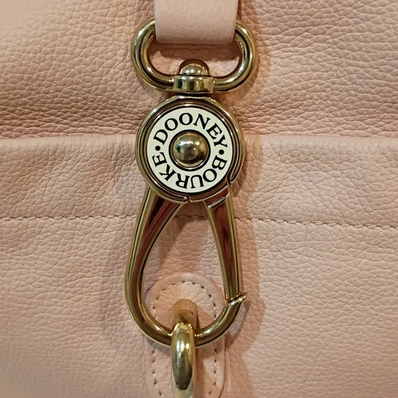 Dooney Bourke Large Logo Lock Shoulder Tote Blush Pink - Picture 2 of 16